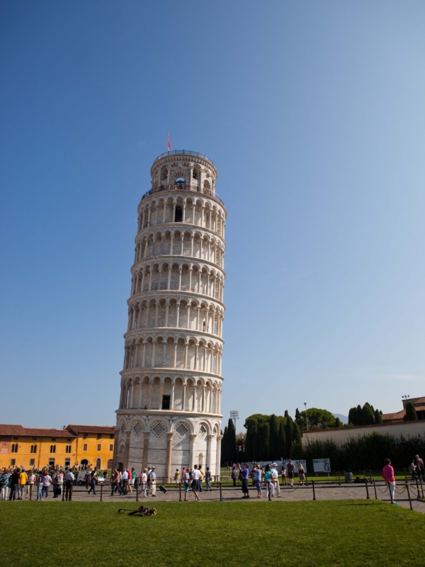 Pisa, Italy – Lean Away!